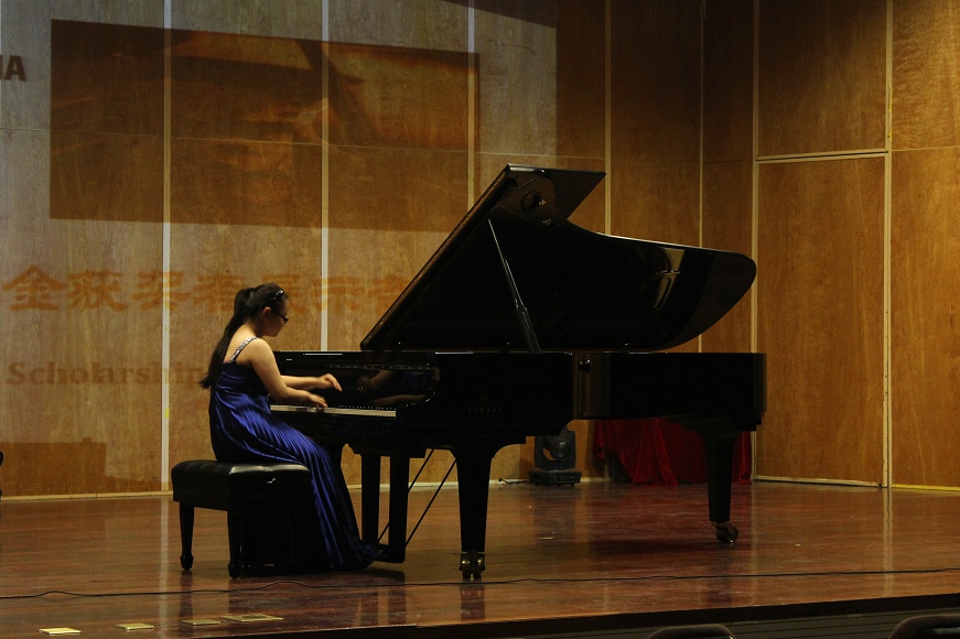2014明升mansion奖学金-苏州大学颁奖仪式活动报道