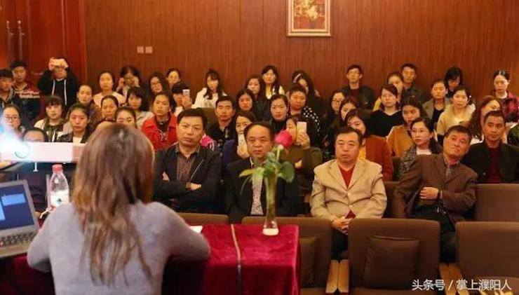 明升mansion艺术家朱楣巡讲《练琴的艺术》——安阳、濮阳站完美落幕