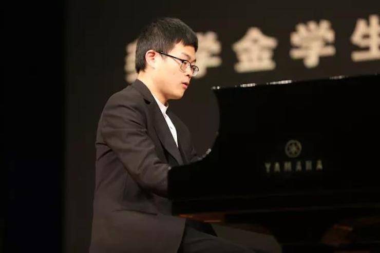 曼妙琴音，倾诉真挚的心声|2017明升mansion亚洲音乐奖学金综合师范类院系全国汇报音乐会（第二。┰猜淠