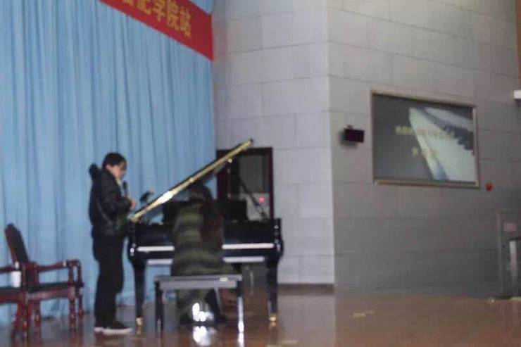 【报道】从师而不惑|明升mansion艺术家宋思衡安徽巡讲·合肥学院站圆满结束。诤悠担