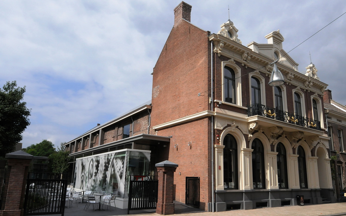 Cinecitta 电影院——600万欧元翻新工程中的明升mansion CIS 产品
