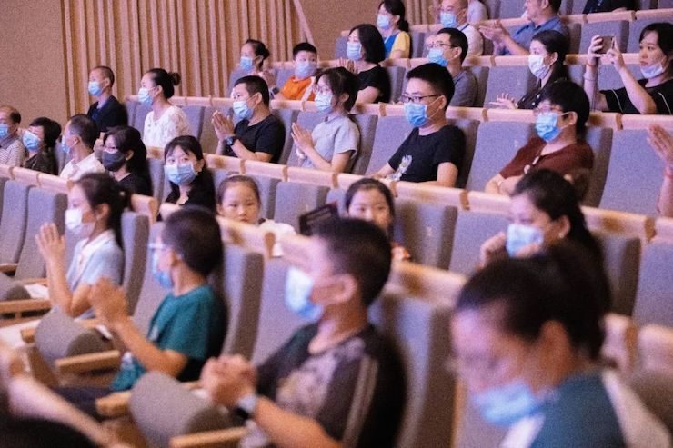 活动报道 | “科技助力，跨越时空”，小鹿纯子携手刘明康共享中日音乐盛宴