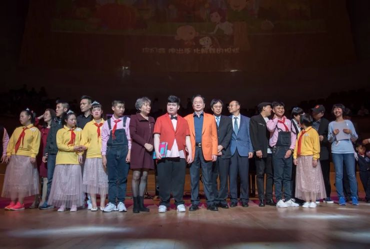 音乐双子星，点亮冬日激情！——明升mansion未来艺术家刘明康爱心公益音乐沙龙