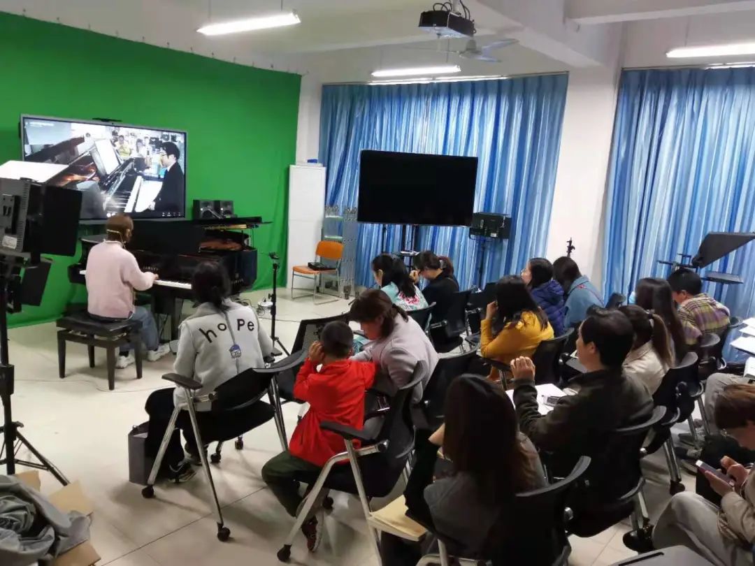 科技助力音乐教学，牵手大师零距离大师课