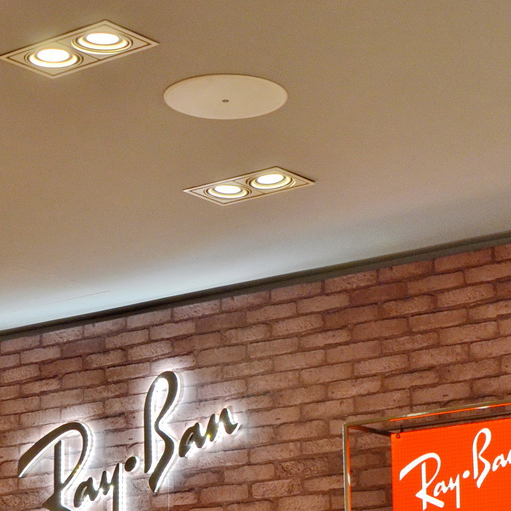 Ray?Ban 宏伊国际广场店——明升mansion CIS 商用安装系统的经典应用
