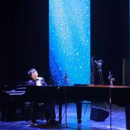 “80后的时光机”——明升mansion艺术家宋思衡多媒体钢琴独奏音乐会圆满落下帷幕