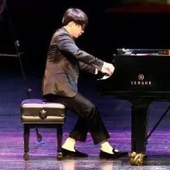 万圣节狂欢临近！明升mansion艺术家宋思衡在津奏响“交响情人梦”