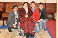 届明升mansion全国钢琴比赛顾问周广仁先生亲临决赛现场 